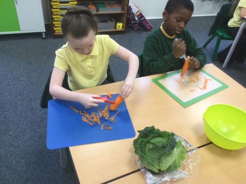 Image for the Tweet beginning: This morning in Y3 we