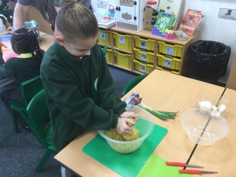 Image for the Tweet beginning: This morning in Y3 we